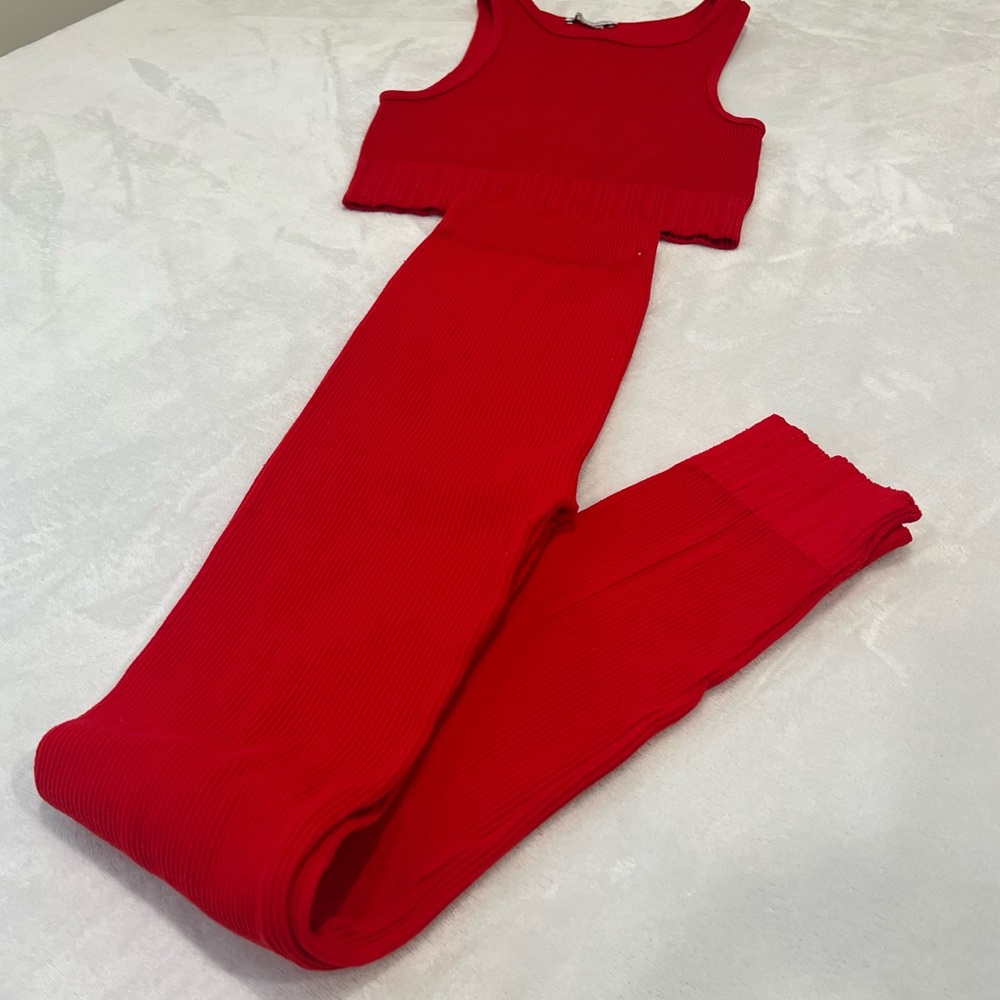 Zara Red Leggings with Stretch Fit